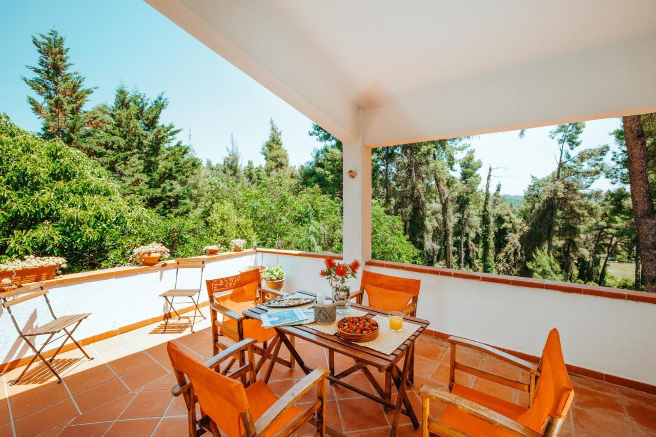 Beautiful Summerhouse In Sani'S Pine Forest Sani  Bagian luar foto