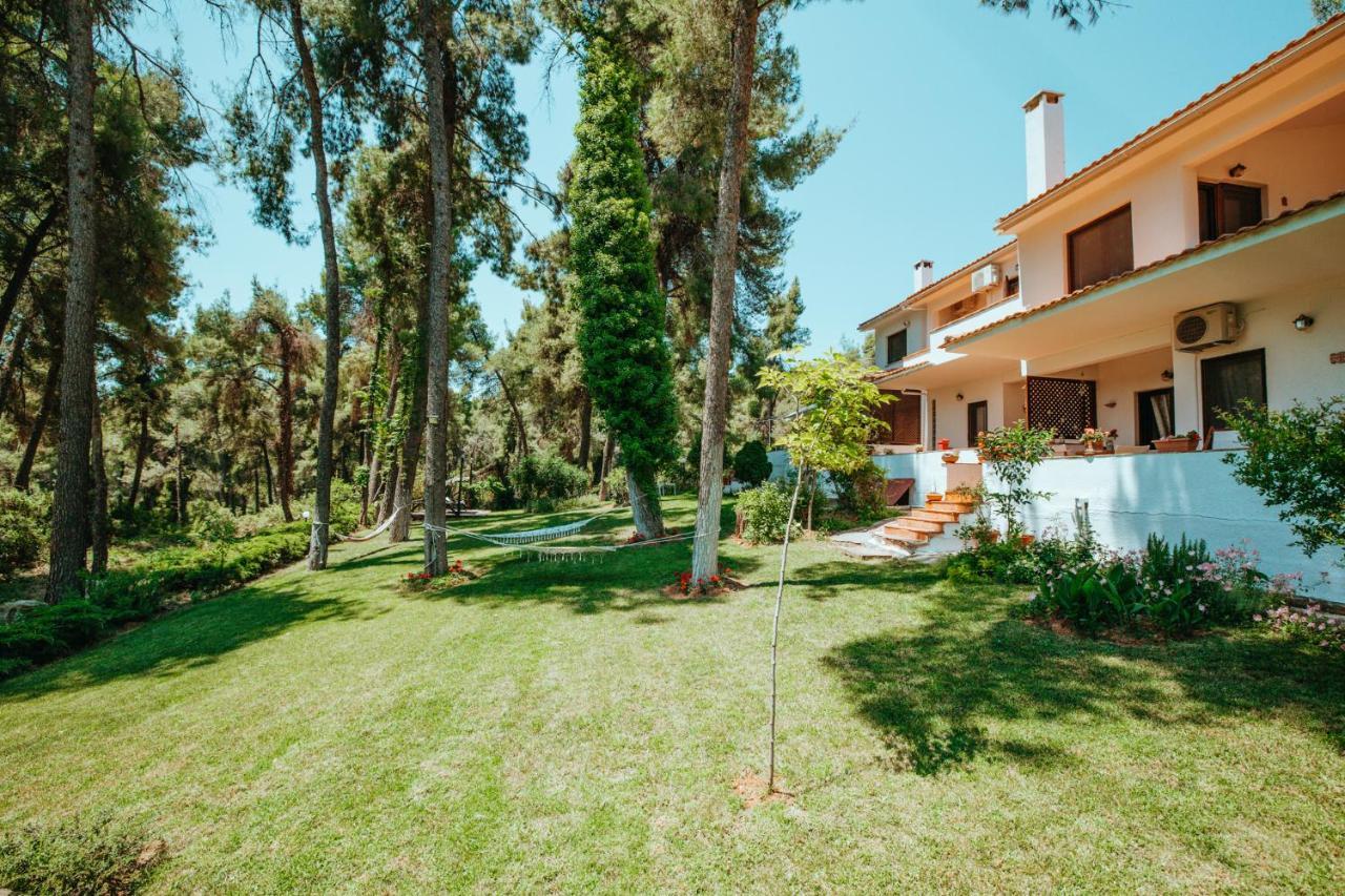 Beautiful Summerhouse In Sani'S Pine Forest Sani  Bagian luar foto